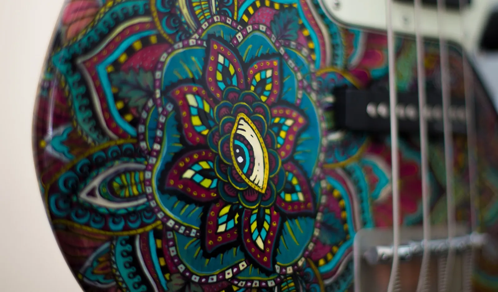 Bass Custom - Image 2 sur 2